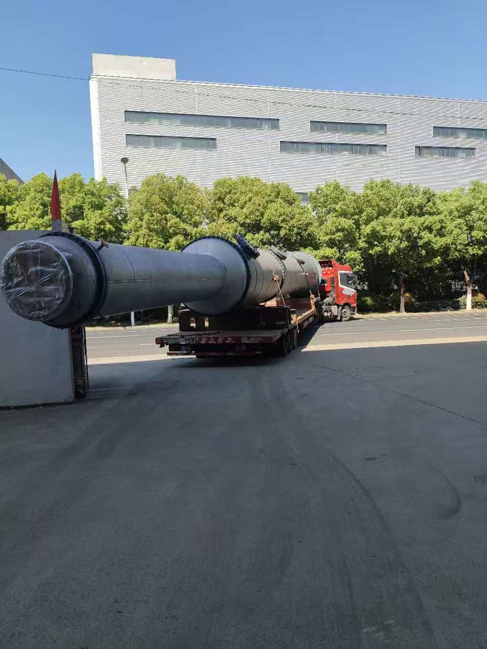 ঘূর্ণায়মান ডিস্ক নিষ্কাশন টাওয়ার